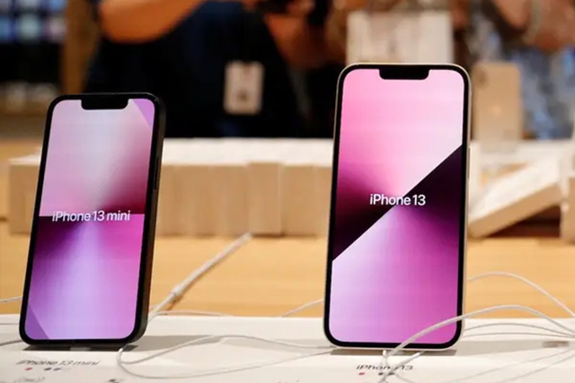 Người Nhật tìm mua iPhone mini đã qua sử dụng thay vì iPhone 15 - Ảnh 1. Người Nhật tìm mua iPhone mini đã qua sử dụng thay vì iPhone 15 - Ảnh 1.
