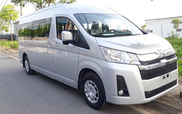 Vì sao tìm 'mỏi mắt' vẫn không thấy Toyota Hiace lăn bánh ở Việt Nam?   - Ảnh 1.