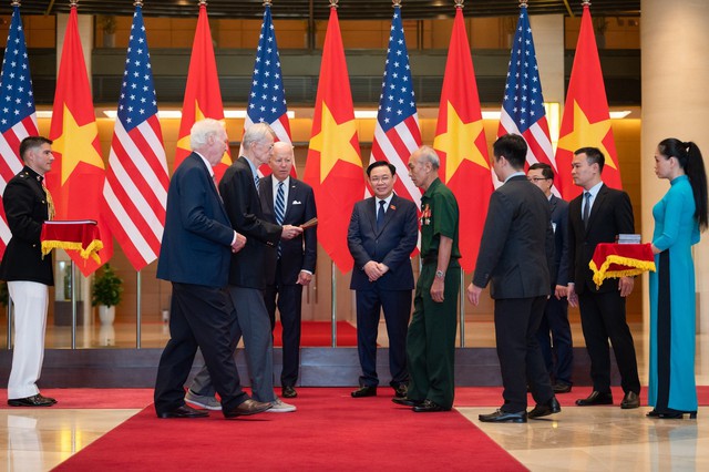 Chủ tịch Quốc hội Vương Đình Huệ hội kiến Tổng thống Mỹ Joe Biden - Ảnh 3.