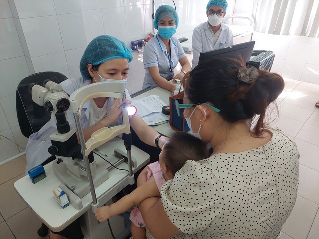 Bùng phát đau mắt đỏ, Đà Nẵng yêu cầu xử lý sớm ổ dịch tại trường học - Ảnh 3.