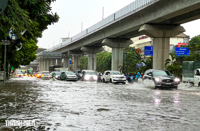 Miền Bắc mưa lớn từ chiều nay, áp thấp nhiệt đới sắp đổ bộ vào Trung Quốc- Ảnh 1.