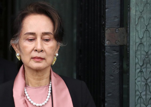 Con trai bà Suu Kyi ‘cực kỳ lo lắng’ về sức khỏe của mẹ - Ảnh 2.