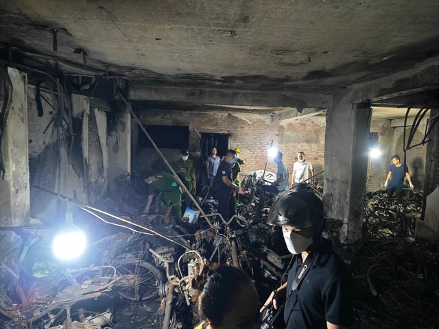 Hà Nội kiểm tra tất cả chung cư mini sau vụ cháy hơn 30 người tử vong - Ảnh 1.