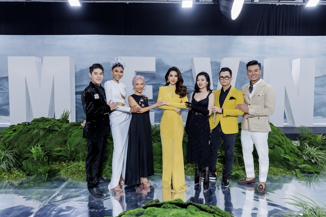 Hiếu Nguyễn: Trương Ngọc Ánh chọn tôi làm host Miss Earth Vietnam không phải vì quen biết - Ảnh 2.