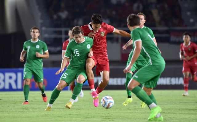 Bóng đá Indonesia sẽ là thách thức lớn với Việt Nam - Ảnh 1.