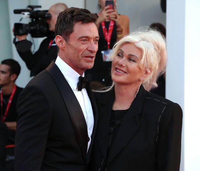 'Người Sói' Hugh Jackman ly thân vợ sau 27 năm chung sống - Ảnh 1.