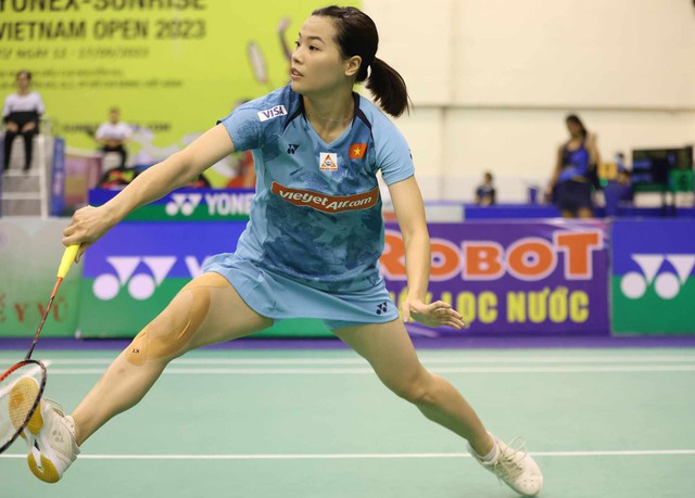 Tay vợt xinh xắn Nguyễn Thùy Linh chia sẻ bí quyết thắng tay vợt Thái Lan - Ảnh 2. Tay vợt xinh xắn Nguyễn Thùy Linh chia sẻ bí quyết thắng tay vợt Thái Lan - Ảnh 2.