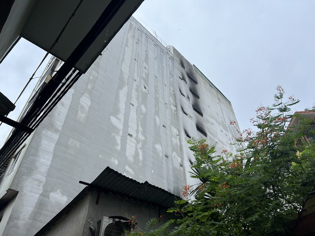 Cận cảnh hàng loạt chung cư mini xây vượt tầng của bị can Nghiêm Quang Minh - Ảnh 1.