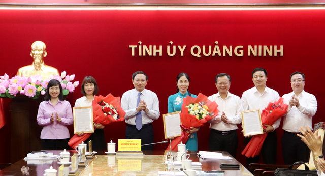 Quảng Ninh bổ nhiệm 3 phó giám đốc sở qua thi tuyển  - Ảnh 1.