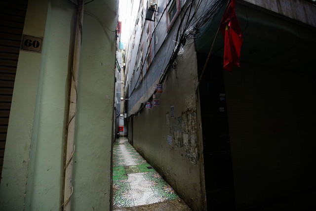 Bị can Nghiêm Quang Minh - 'ông trùm' xây chung cư mini vượt tầng ở Hà Nội - Ảnh 4.