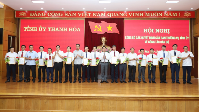 Thanh Hóa: Điều động, bổ nhiệm nhiều cán bộ lãnh đạo - Ảnh 1.