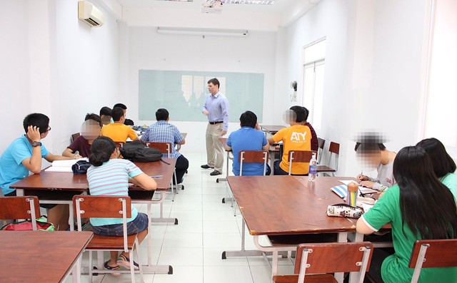 “Cơn sốt” cho con đi học IELTS - Ảnh 1.