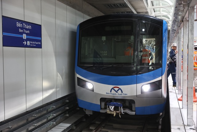 Metro ở TP.HCM tuyển gấp nhiều lao động  - Ảnh 1.