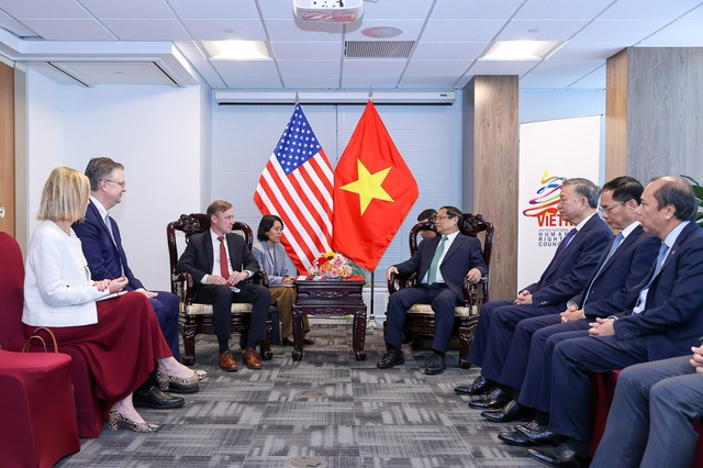 Thủ tướng Phạm Minh Chính gặp cố vấn an ninh quốc gia Mỹ Jake Sullivan   - Ảnh 3.