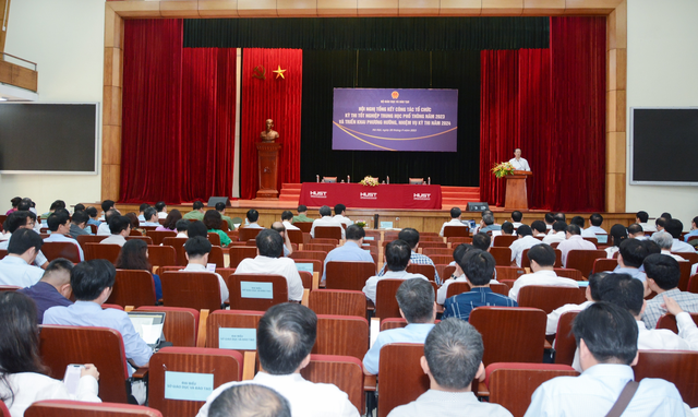 Kỳ thi tốt nghiệp THPT từ năm 2025 gồm những môn thi nào? - Ảnh 1. Kỳ thi tốt nghiệp THPT từ năm 2025 gồm những môn thi nào? - Ảnh 1.