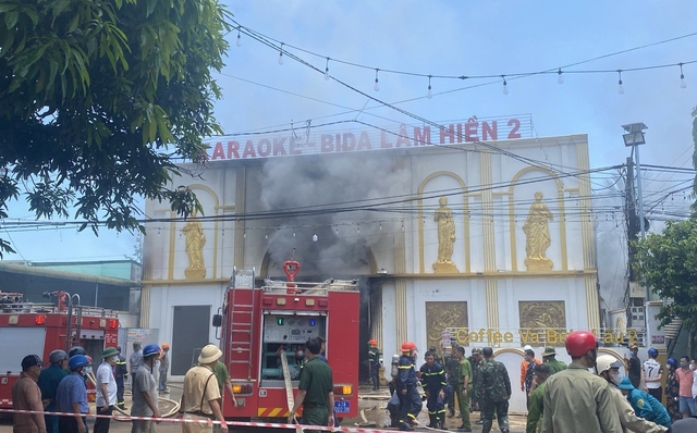 Đắk Lắk: Kịp thời dập tắt đám cháy tại quán karaoke  - Ảnh 1.
