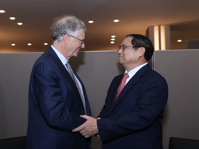 Thủ tướng và tỉ phú Bill Gates bàn về mô hình giáo dục tiên tiến choViệt Nam - Ảnh 1.