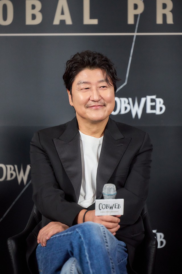 Phim mới của ‘quốc bảo điện ảnh Hàn’ Song Kang Ho có gì đáng mong đợi?  - Ảnh 4.