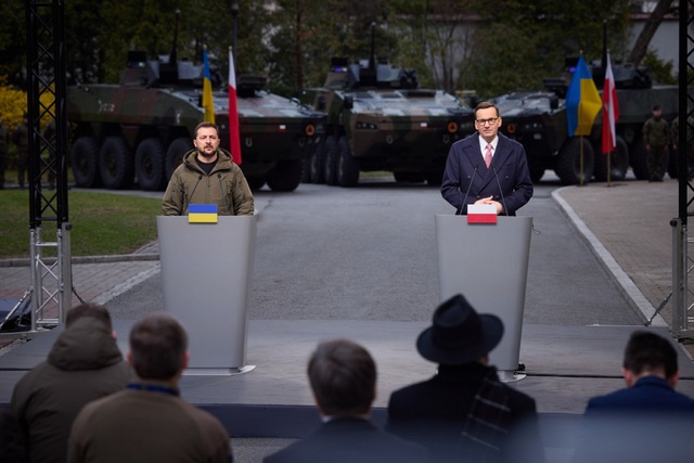 Vết nứt trong quan hệ Ba Lan - Ukraine  - Ảnh 1.
