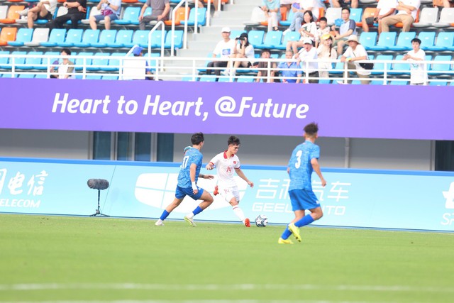 ASIAD 19: Bước ngoặt của tài năng trẻ Khuất Văn Khang - Ảnh 4.