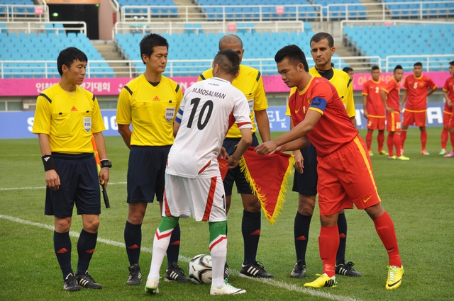 Những ký ức khó phai khi Olympic Việt Nam quật ngã Iran tại ASIAD 2014 - Ảnh 10.