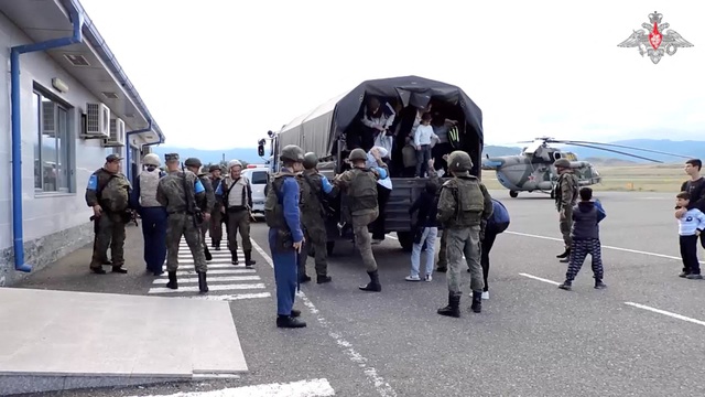 Nhóm lính gìn giữ hòa bình Nga chết do bị tấn công ở Nagorno-Karabakh - Ảnh 1.