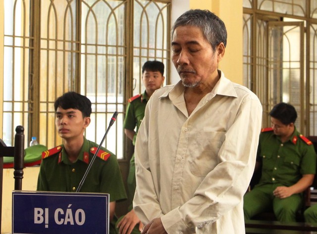 Quảng Nam: 12 năm tù cho bị cáo đánh vợ tử vong vì... không nấu cơm - Ảnh 1.