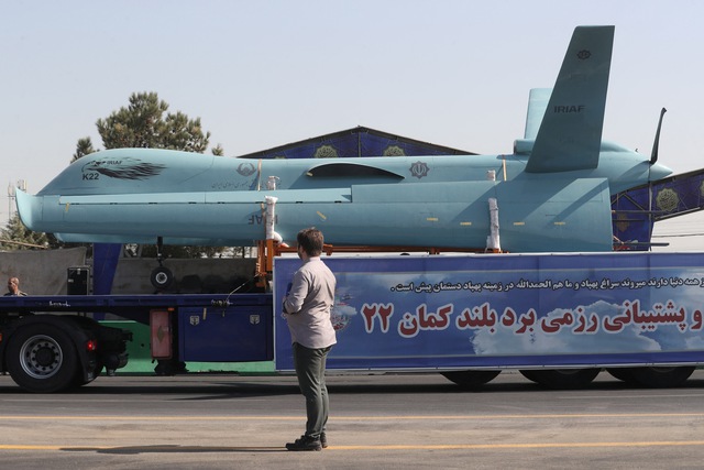 Iran 'khoe' máy bay không người lái tầm xa nhất   - Ảnh 2.