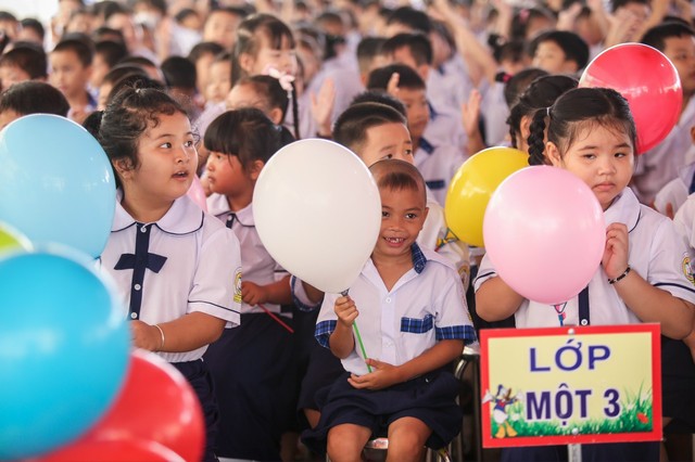 Chèn môn 'tự nguyện' vào chính khóa: Nếu sai Bộ GD-ĐT chấn chỉnh thế nào? - Ảnh 2.