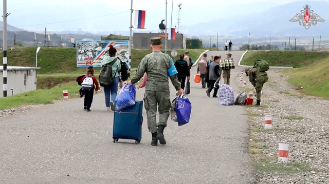 Lo ngại về di cư tập thể ở Nagorno-Karabakh sau chiến thắng của Azerbaijan - Ảnh 1.