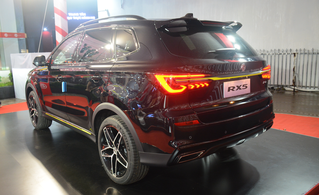 Xe Crossover 5 chỗ MG RX5 giá từ 739 triệu đồng, tham vọng cạnh tranh Mazda CX-5 - Ảnh 3.