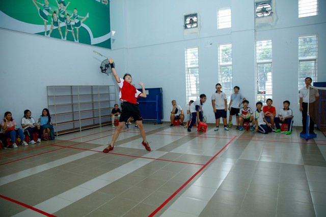 Học sinh Trường THPT Chuyên Trần Đại Nghĩa bùng nổ với ngày hội thể thao - Ảnh 12.