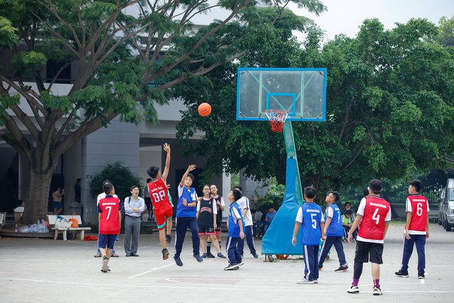 Học sinh Trường THPT Chuyên Trần Đại Nghĩa bùng nổ với ngày hội thể thao - Ảnh 6.