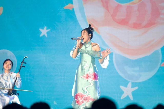 Hát nhạc Hồ Hoài Anh, thí sinh 'Vietnam Idol' khiến Mỹ Tâm và Huy Tuấn tranh luận - Ảnh 3.