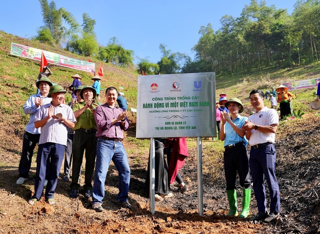 250.000 cây được Unilever Việt Nam, trao tặng cho xã Nghĩa Lộ, tỉnh Yên Bái tháng 9.2023 (Ảnh: Unilever)