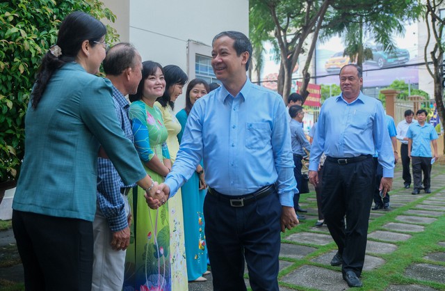 Cơ sở vật chất chưa đáp ứng đủ yêu cầu dạy và học đổi mới - Ảnh 1. Cơ sở vật chất chưa đáp ứng đủ yêu cầu dạy và học đổi mới - Ảnh 1.