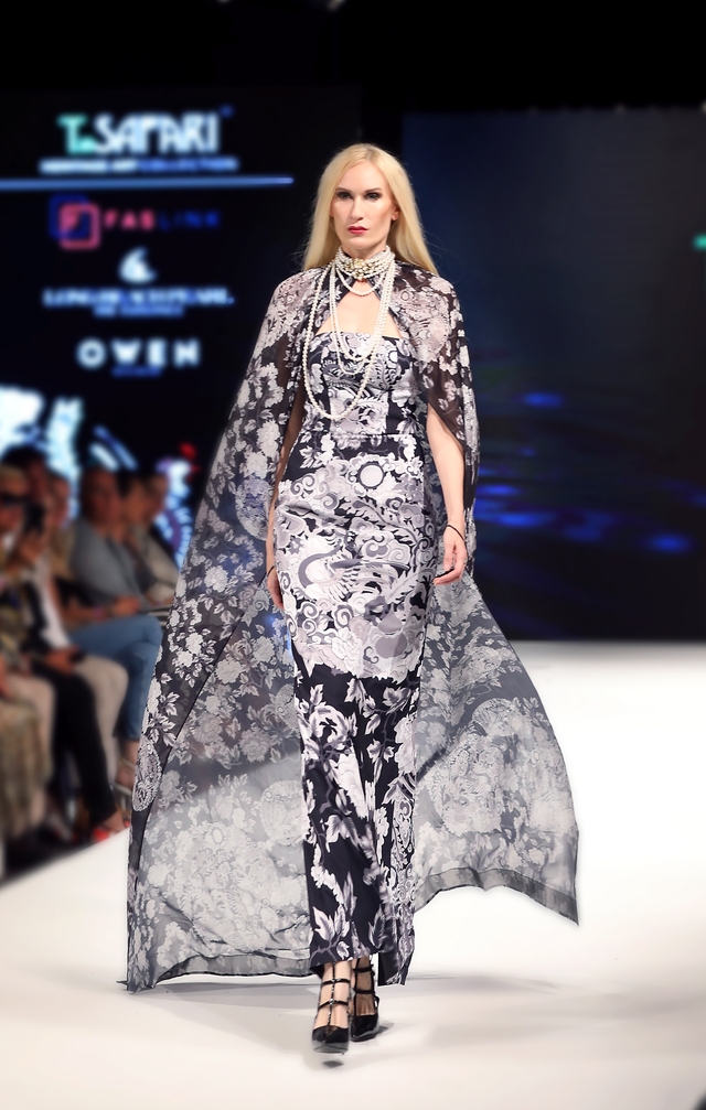 Hồ Trần Dạ Thảo trình diễn bộ sưu tập tại London Fashion Week - Ảnh 5.