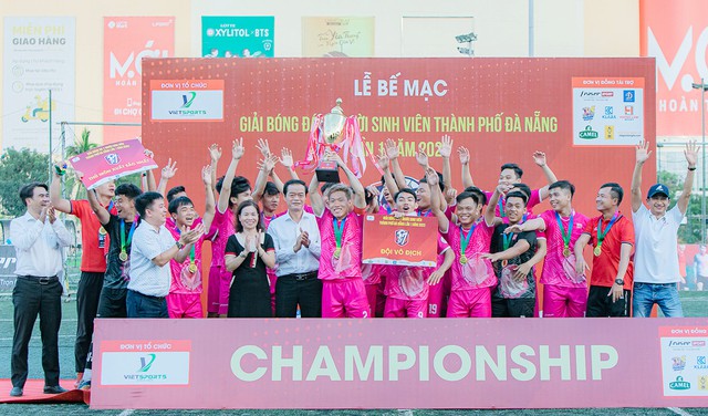 2023 - ĐH Duy Tân giành giải Nhì, giải Khuyến khích tại SURF 2023 (Khởi nghiệp đổi Vo-dich-3-anh-bia-16956381213231168914669