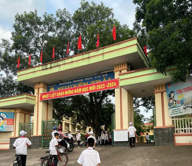 Yêu cầu Trường THCS Nguyễn Trãi báo cáo nhiều khoản thu đầu năm không đúng quy định - Ảnh 1.