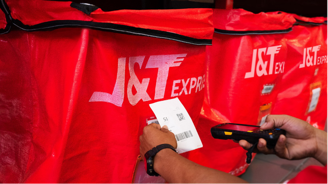 J&T Express thúc đẩy các hoạt động góp phần xanh hóa ngành logistics - Ảnh 1. J&T Express thúc đẩy các hoạt động góp phần xanh hóa ngành logistics - Ảnh 1.