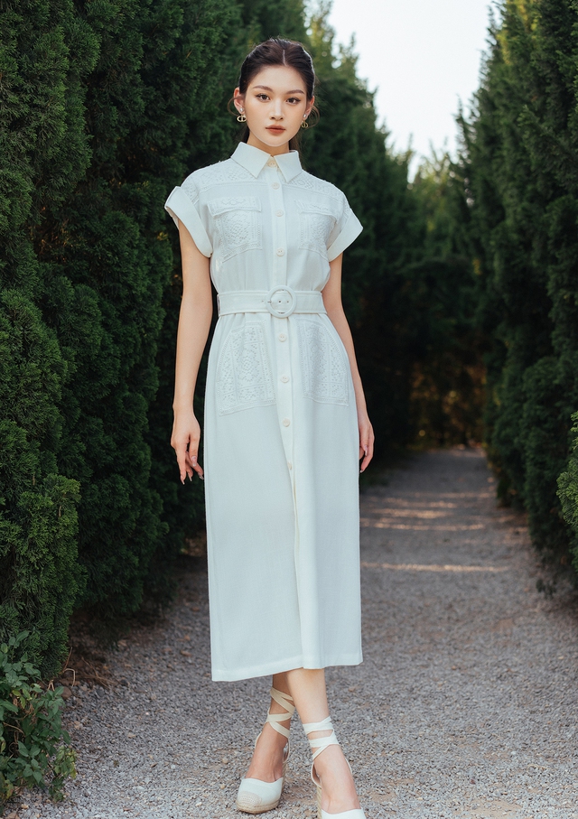 Đầm trắng đuôi cá dáng xòe tay dài KK167-10 | Thời trang công sở K&K Fashion
