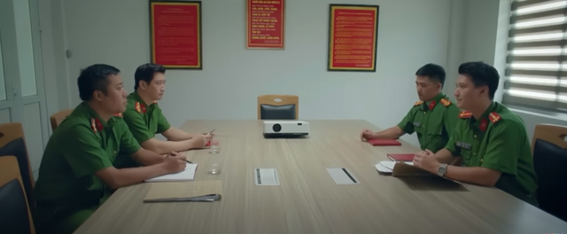 Phim ‘Biệt dược đen’ tập 12: Vì sao Long giết người tình của bố? - Ảnh 3. Phim ‘Biệt dược đen’ tập 12: Vì sao Long giết người tình của bố? - Ảnh 3.