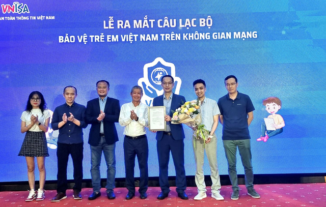 Các doanh nghiệp công nghệ tham gia bảo vệ trẻ em trên không gian mạng 