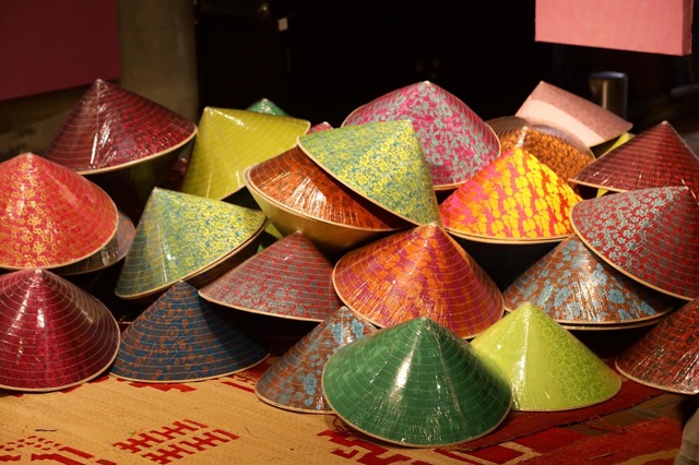NTK Việt mơ đưa nón thành phụ kiện thời trang phổ dụng - Ảnh 4.