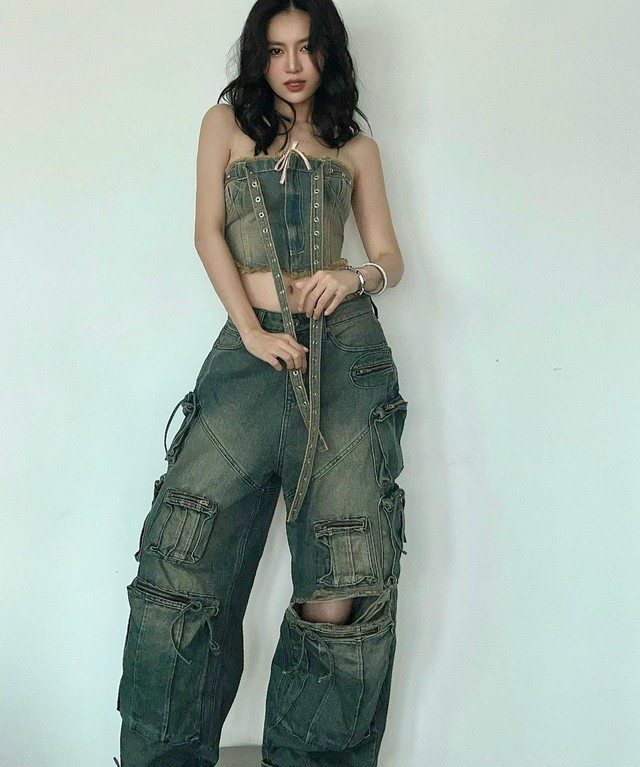 Học Cô Em Trendy cùng hội mỹ nhân mix quần jeans dáng rộng sành điệu đón thu - Ảnh 13.