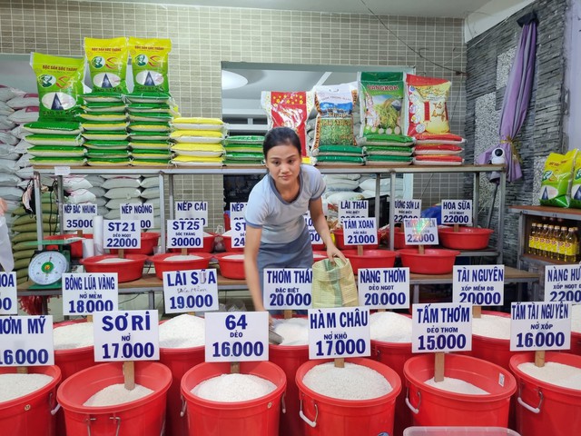 Giá gạo Việt Nam tăng trở lại sau khi Philippines công bố chính sách mới - Ảnh 1.