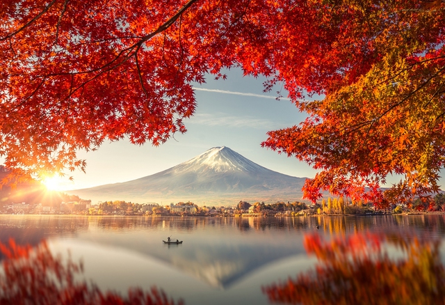 Khung cảnh tuyệt đẹp của núi Phú Sĩ trong mùa thu