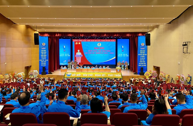 Ông Hà Duy Trung tái đắc cử Chủ tịch Liên đoàn Lao động tỉnh Bình Định - Ảnh 1.