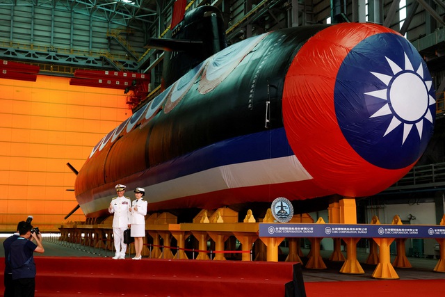 Đài Loan trình làng tàu ngầm tự đóng đầu tiên