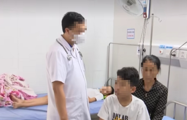 Thái Bình: Liên hoan Tết Trung thu, gần 30 học sinh tiểu học bị ngộ độc - Ảnh 1.